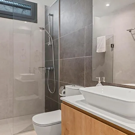 Serenity Waves 22 Larnaca